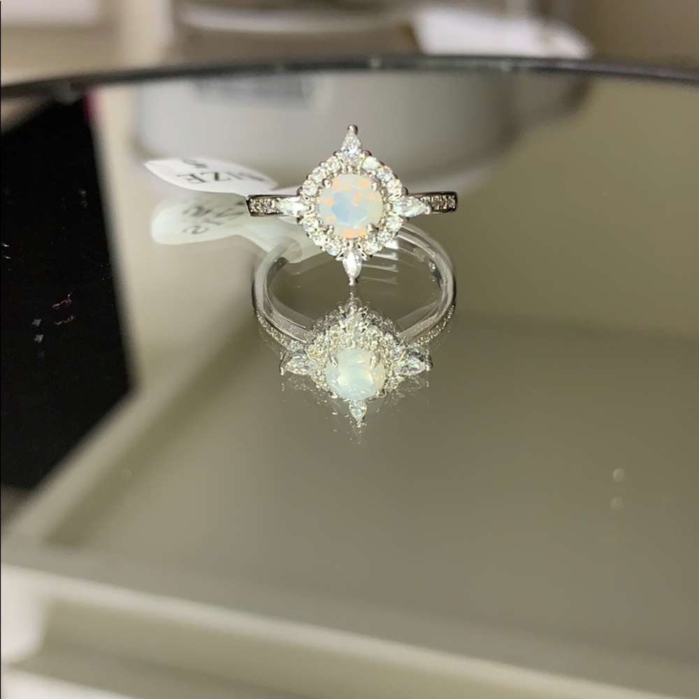 Moonstone in rhodium plated ring